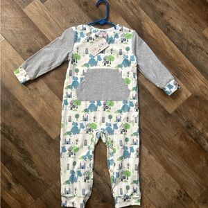 Pete and Lucy boys snap button long sleeve romper 18-24 months